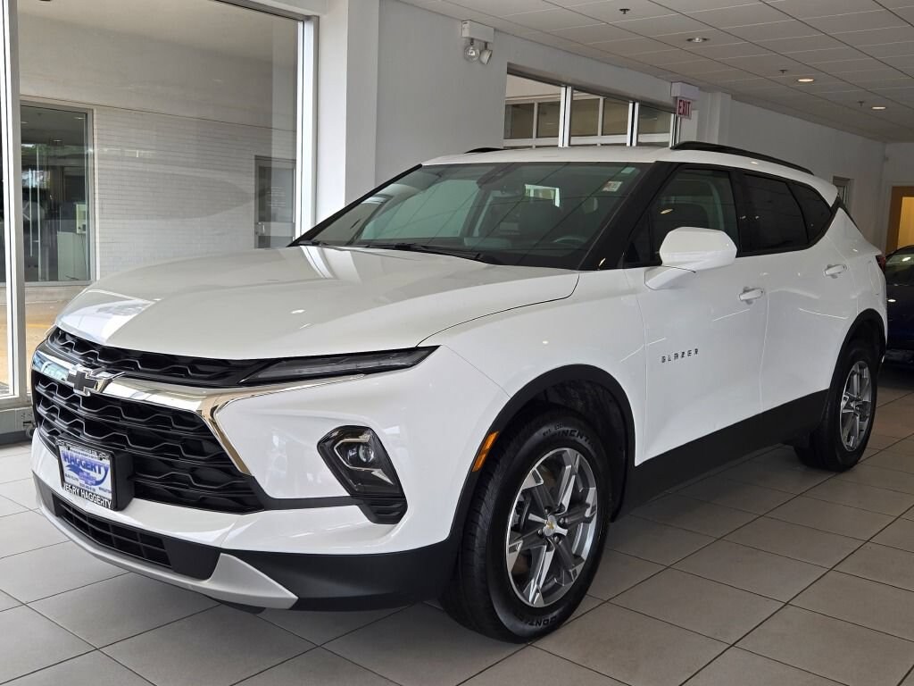Used 2024 Chevrolet Blazer 2LT SUV