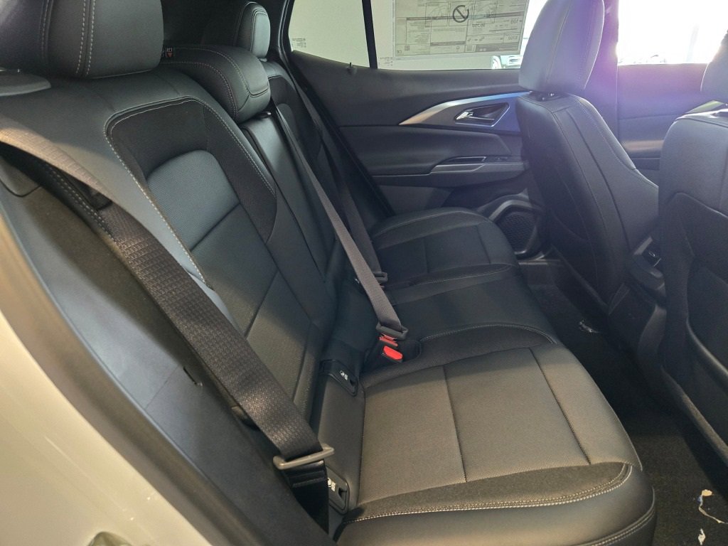 2025 CHEVROLET EQUINOX - Image 8