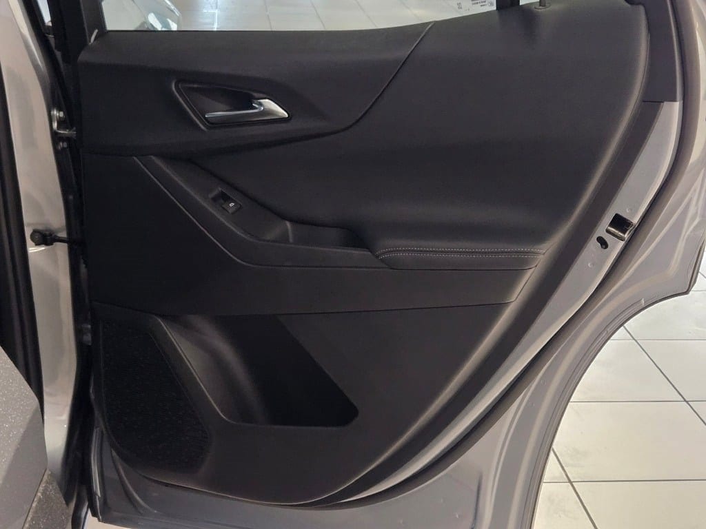 2026 CHEVROLET EQUINOX - Image 8