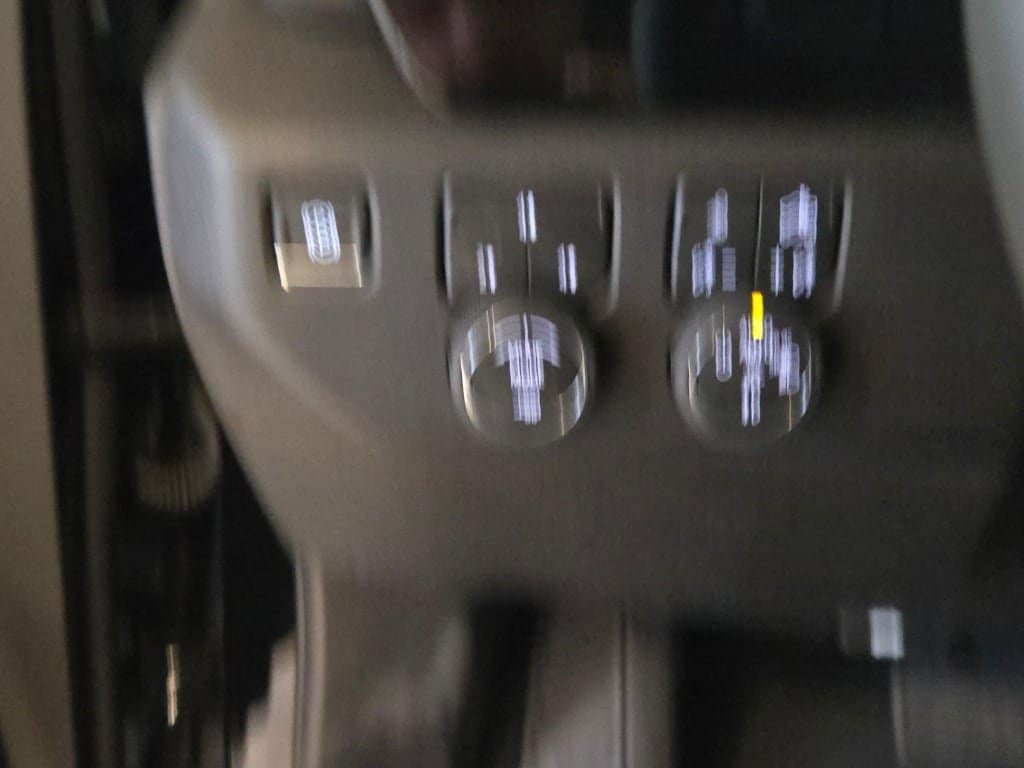 2026 CHEVROLET SILVERADO HD - Image 25