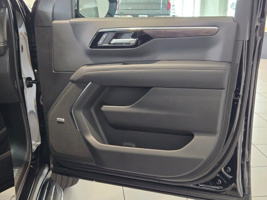 2025 CHEVROLET TAHOE - Image 4