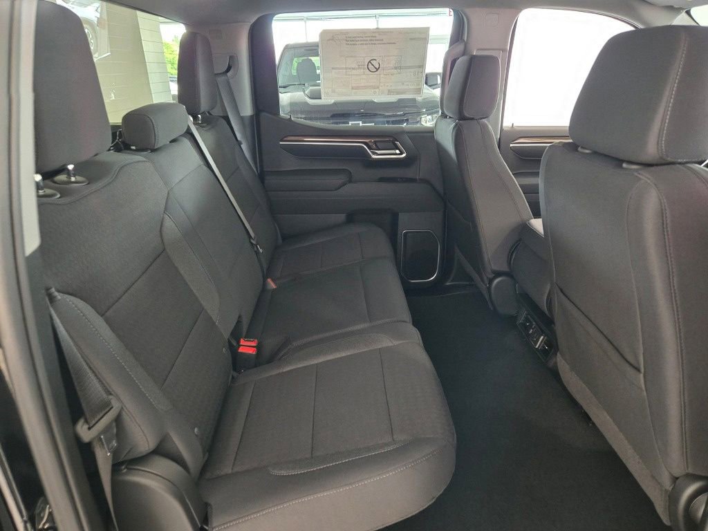 2026 Chevrolet Silverado 1500 LT - Photo 10
