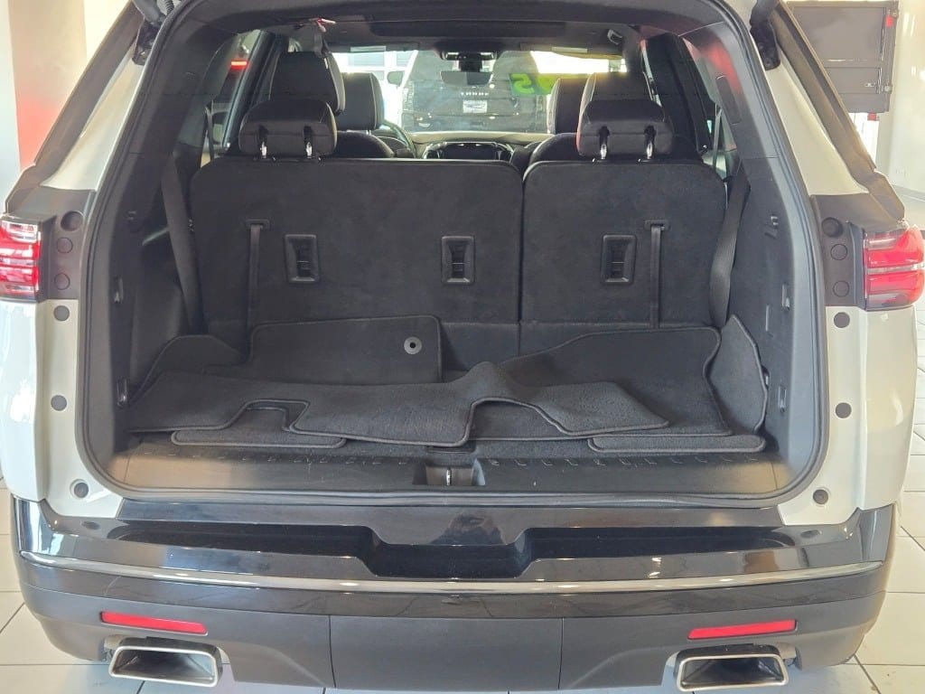2023 CHEVROLET TRAVERSE - Image 13