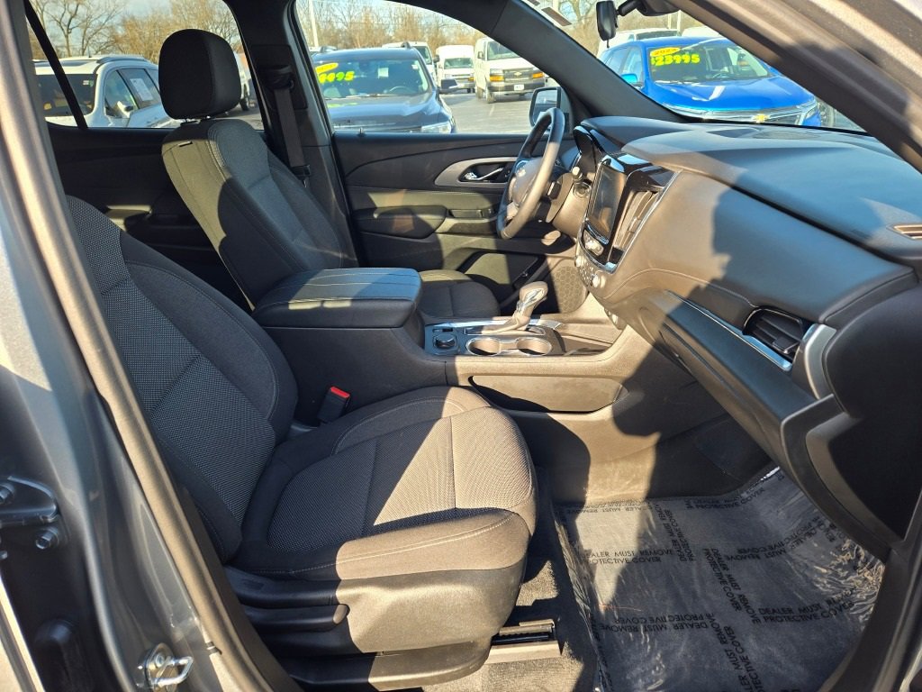2023 CHEVROLET TRAVERSE - Image 5