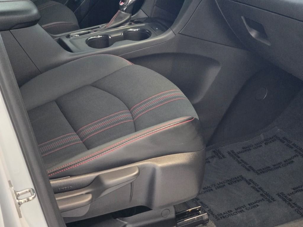 2022 Chevrolet Equinox RS - Photo 7