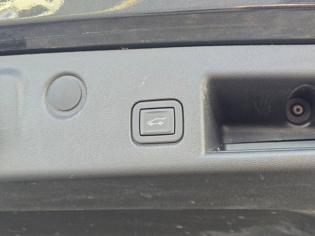 2023 CHEVROLET EQUINOX - Image 13