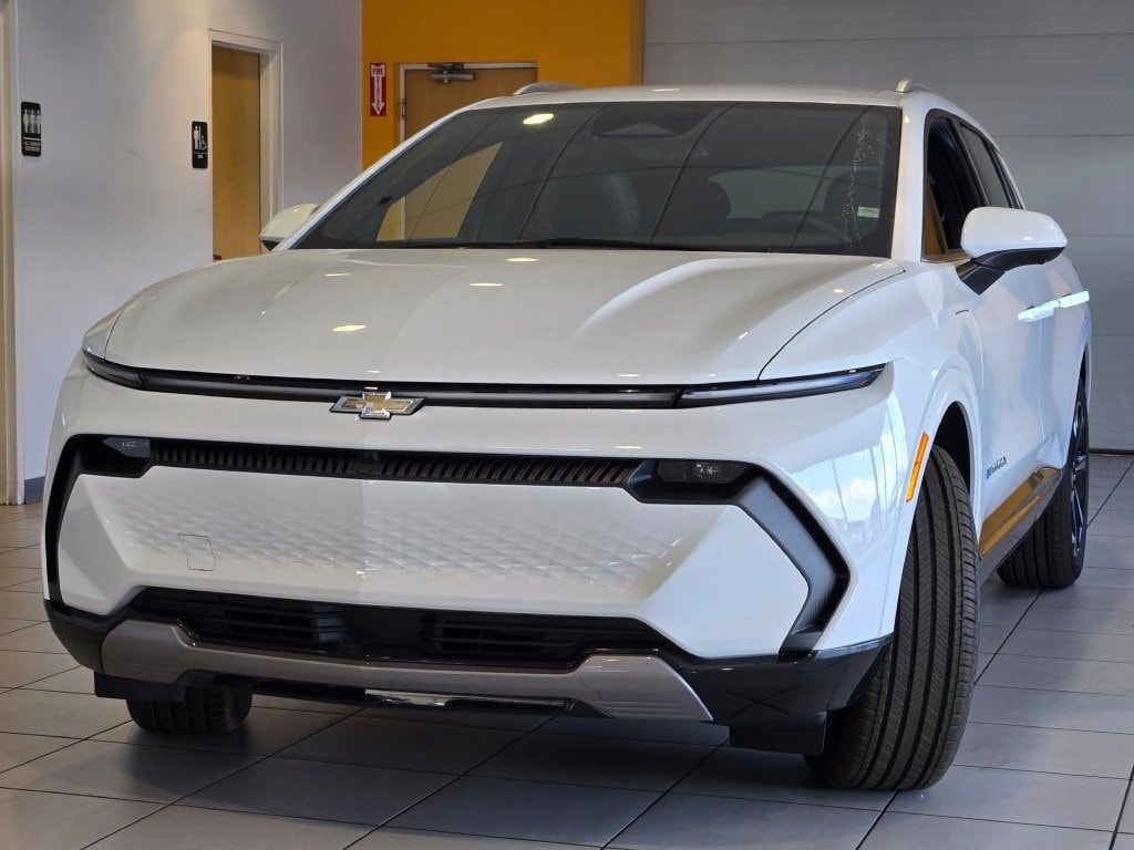 2025 CHEVROLET EQUINOX - Image 3