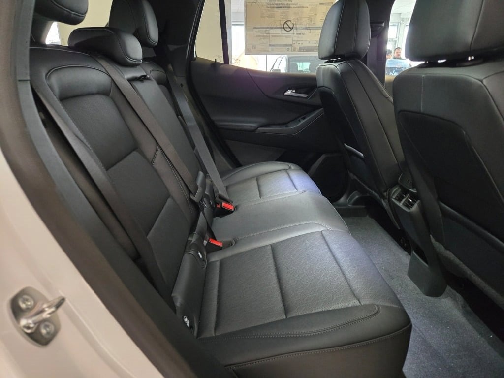 2026 CHEVROLET EQUINOX - Image 8