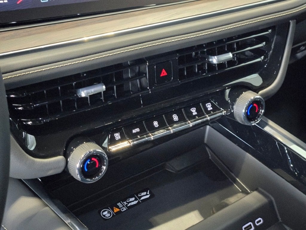 2025 CHEVROLET TAHOE - Image 27