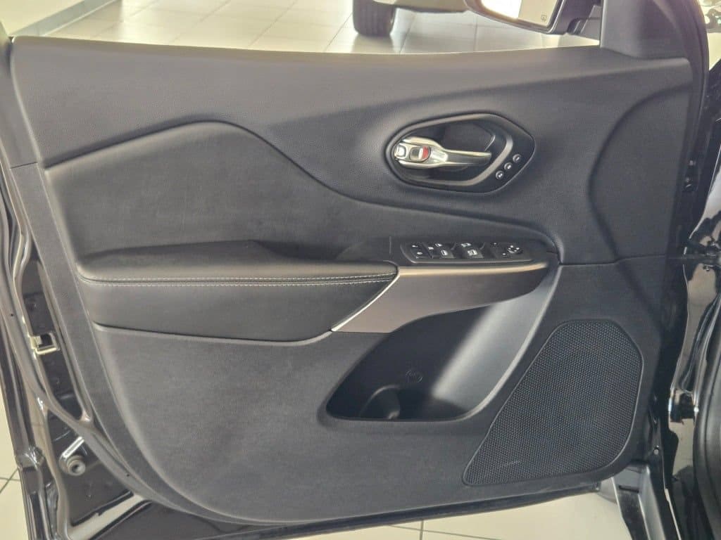 2022 Jeep Cherokee Limited - Photo 20