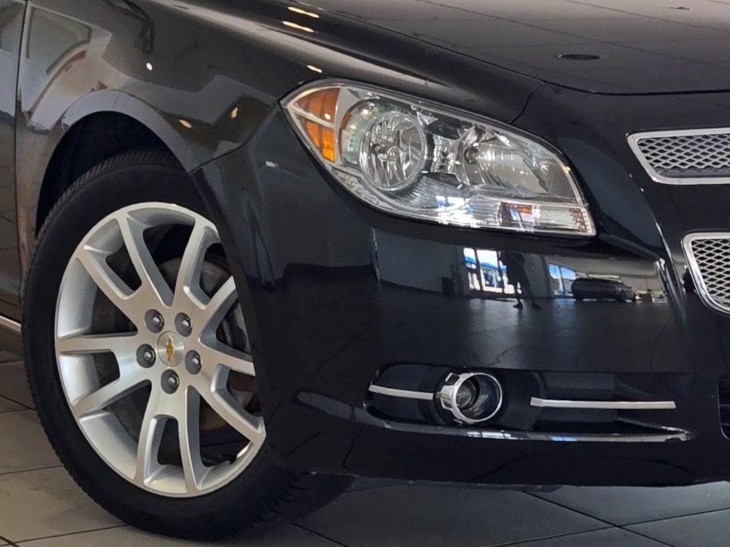 Used 2010 Chevrolet Malibu LTZ with VIN 1G1ZE5E72AF287957 for sale in Glen Ellyn, IL