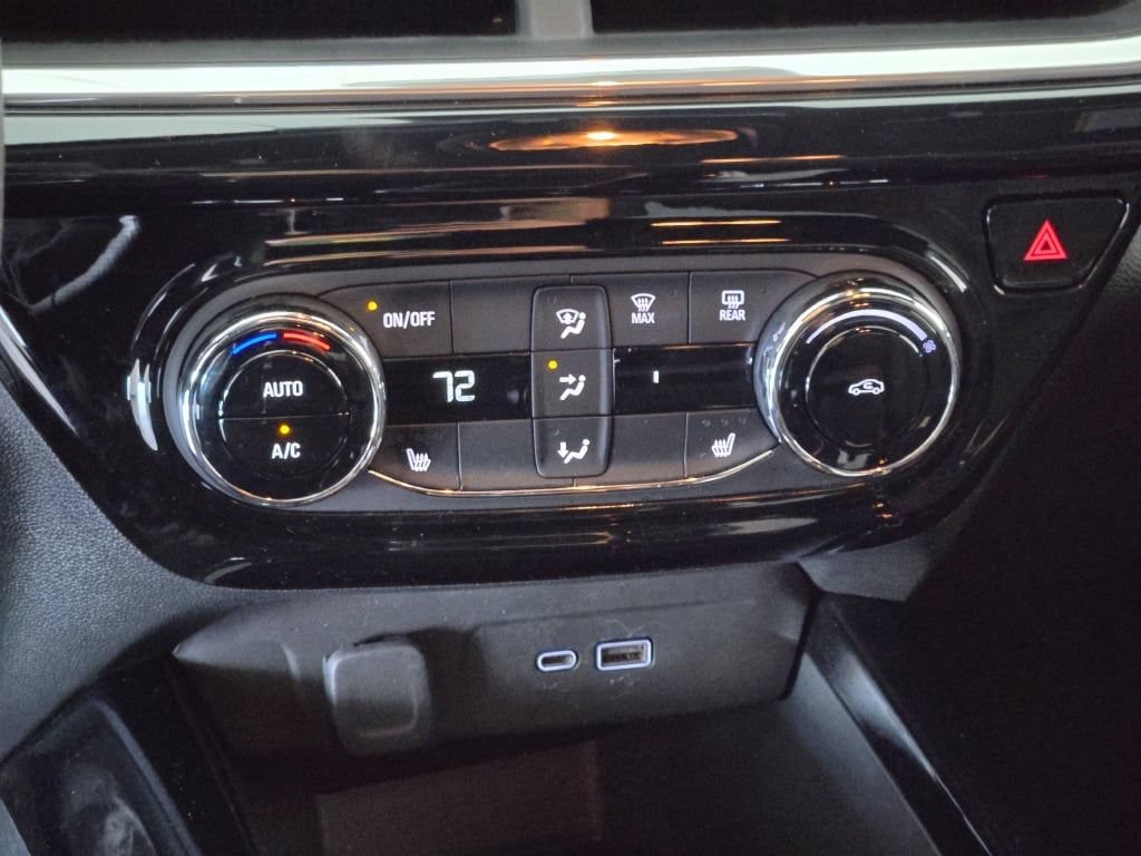 2024 Chevrolet Trax RS - Photo 24