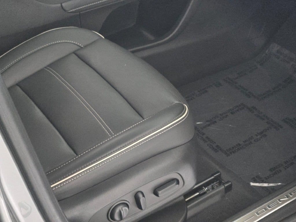 2023 GMC Acadia Denali - Photo 7