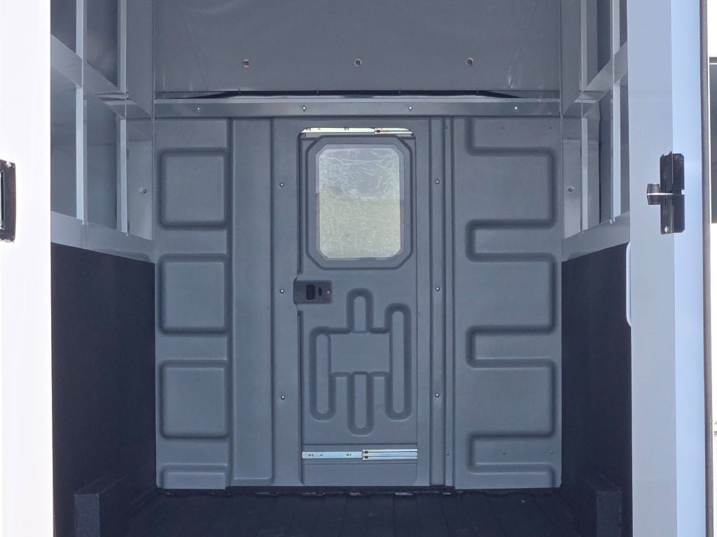 2024 CHEVROLET EXPRESS - Image 12