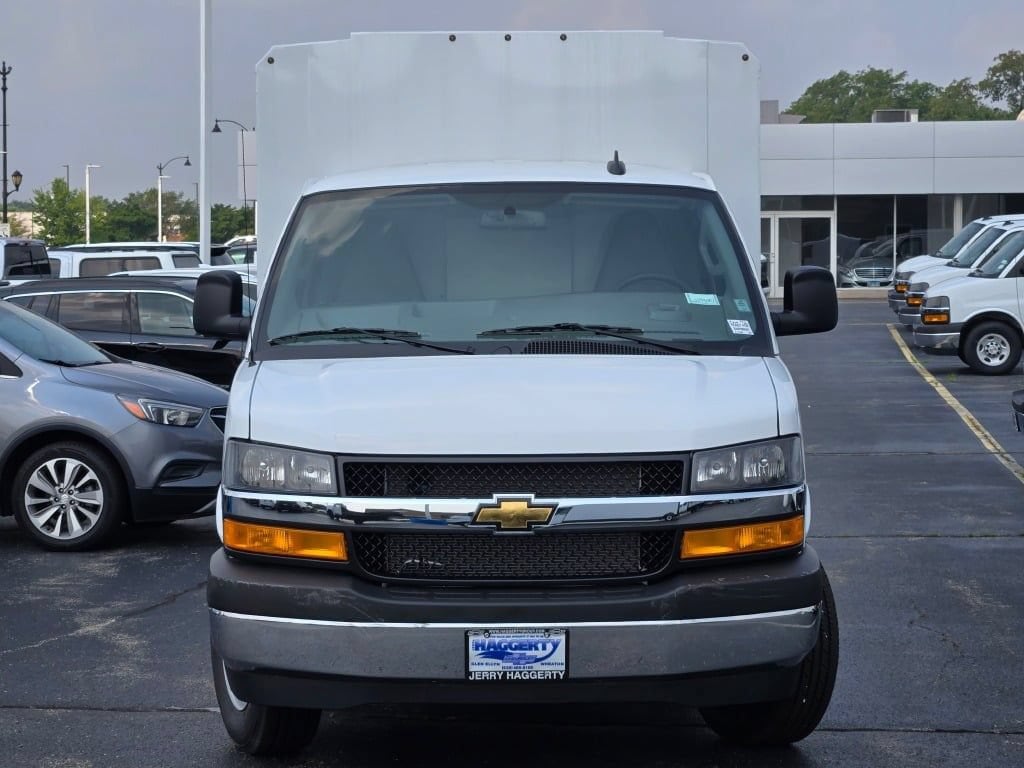 New 2025 Chevrolet Express Cutaway 3500 1WT Cutaway Van