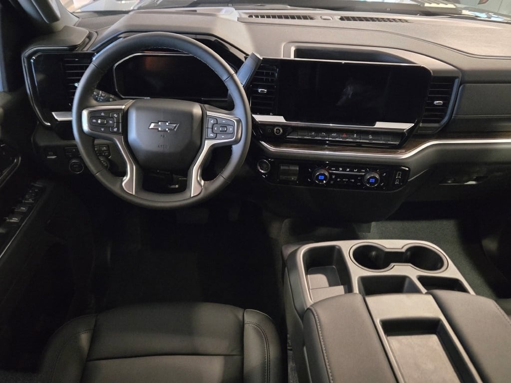 2026 CHEVROLET SILVERADO HD - Image 16