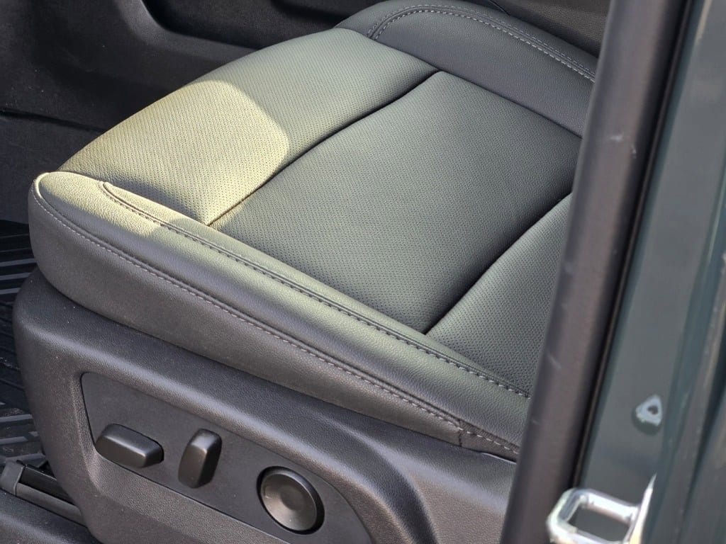 2026 CHEVROLET SILVERADO HD - Image 24