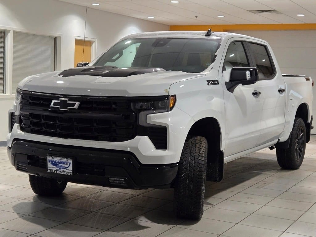 2026 CHEVROLET SILVERADO - Image 3