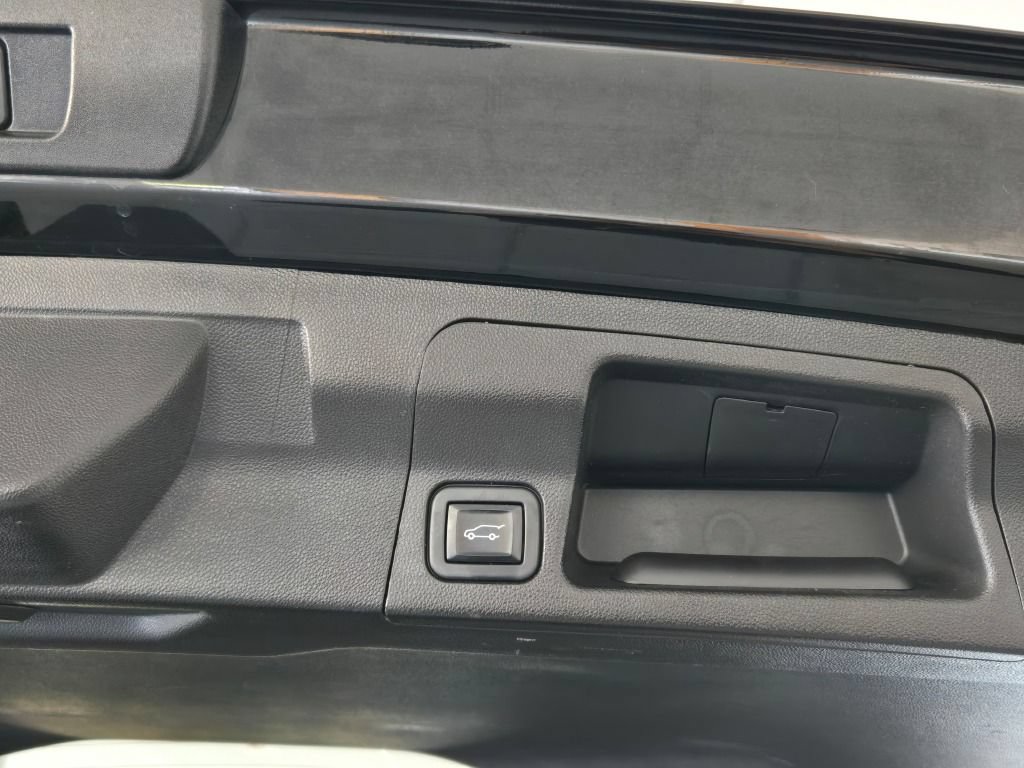 2023 GMC Acadia Denali - Photo 15