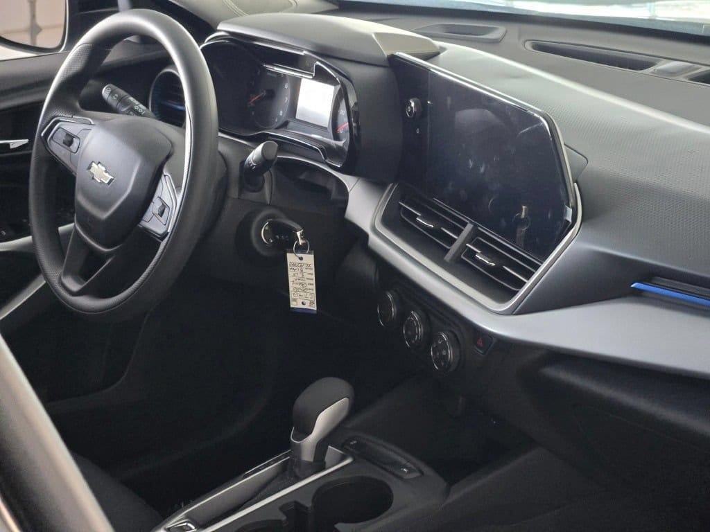2026 Chevrolet Trax LS - Photo 6