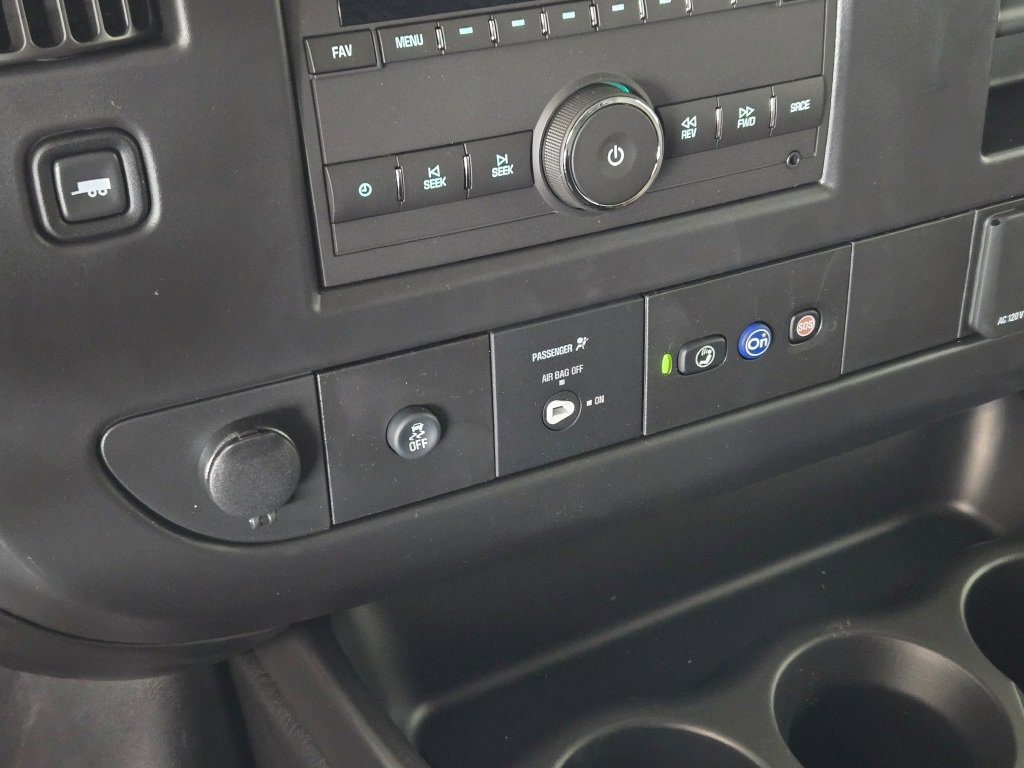2025 CHEVROLET EXPRESS - Image 16