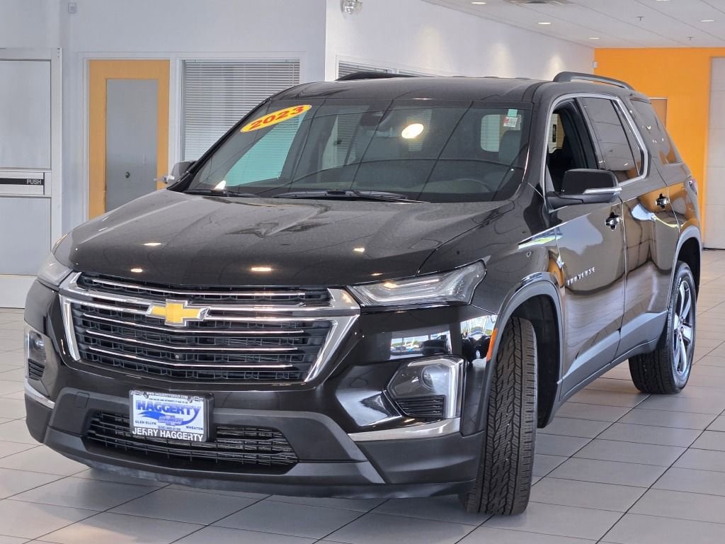 Used 2023 Chevrolet Traverse LT Leather SUV