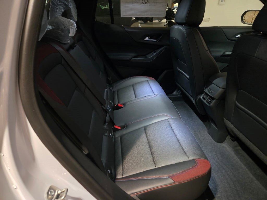 2026 CHEVROLET EQUINOX - Image 9