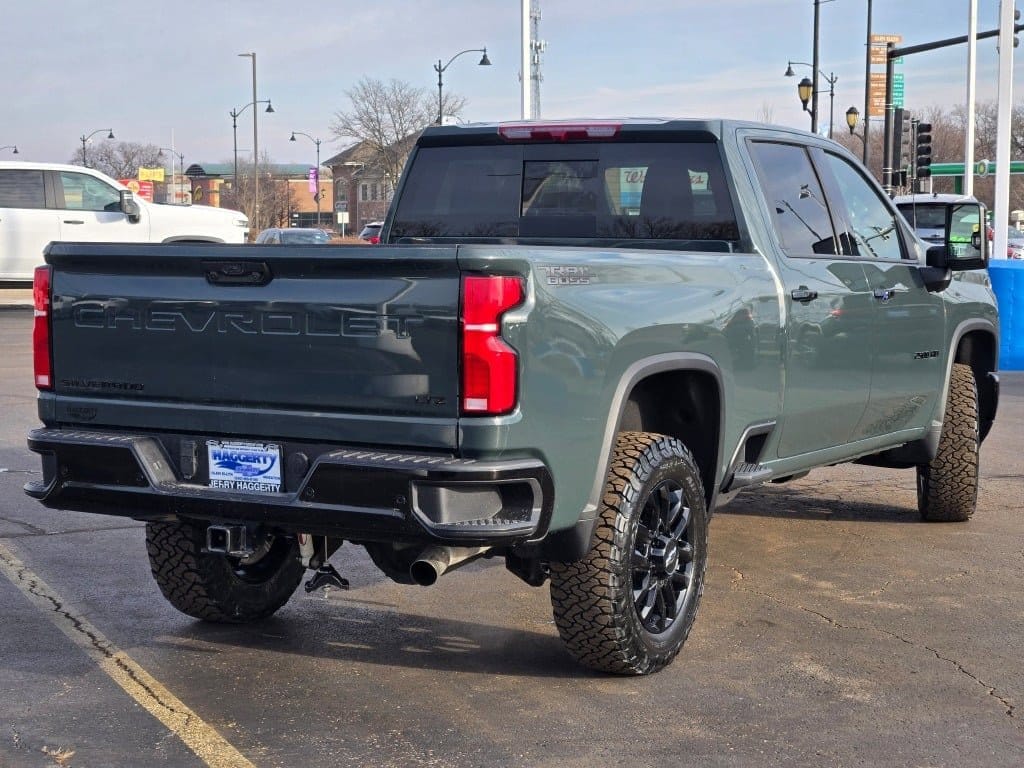 2026 CHEVROLET SILVERADO HD - Image 11