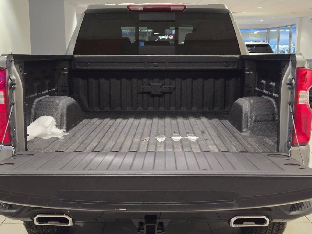 2026 CHEVROLET SILVERADO - Image 11