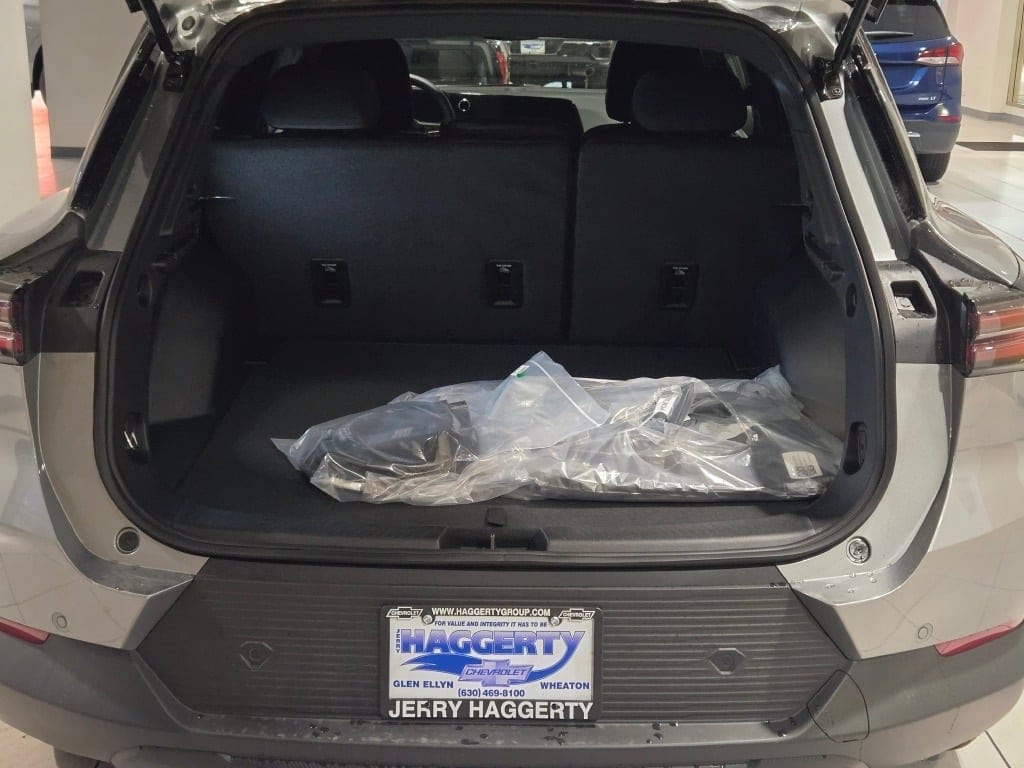 2026 CHEVROLET EQUINOX - Image 11