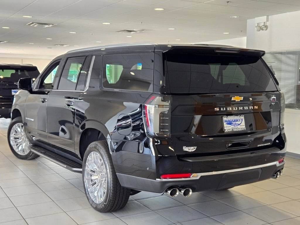 2025 CHEVROLET SUBURBAN - Image 16