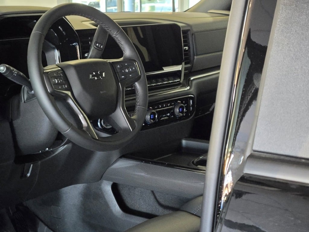 2026 CHEVROLET SILVERADO HD - Image 25