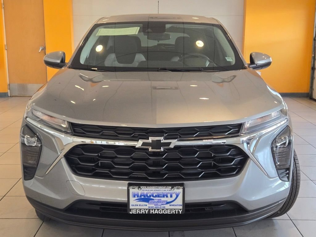 New 2026 Chevrolet Trax LS SUV