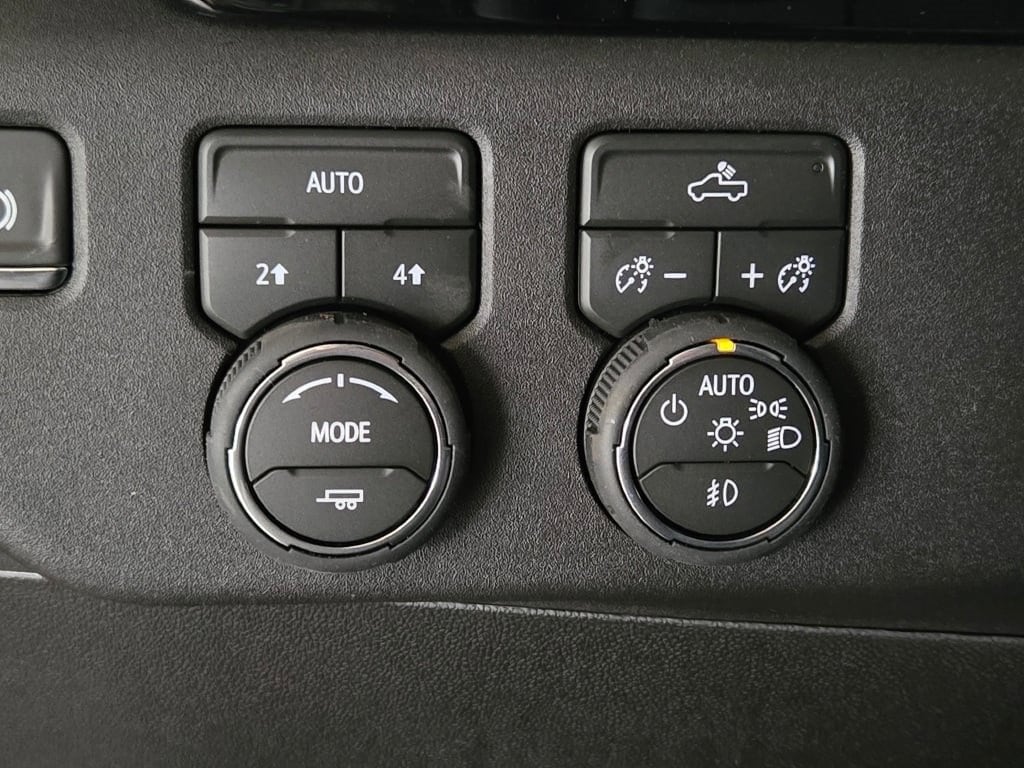 2026 CHEVROLET SILVERADO - Image 26