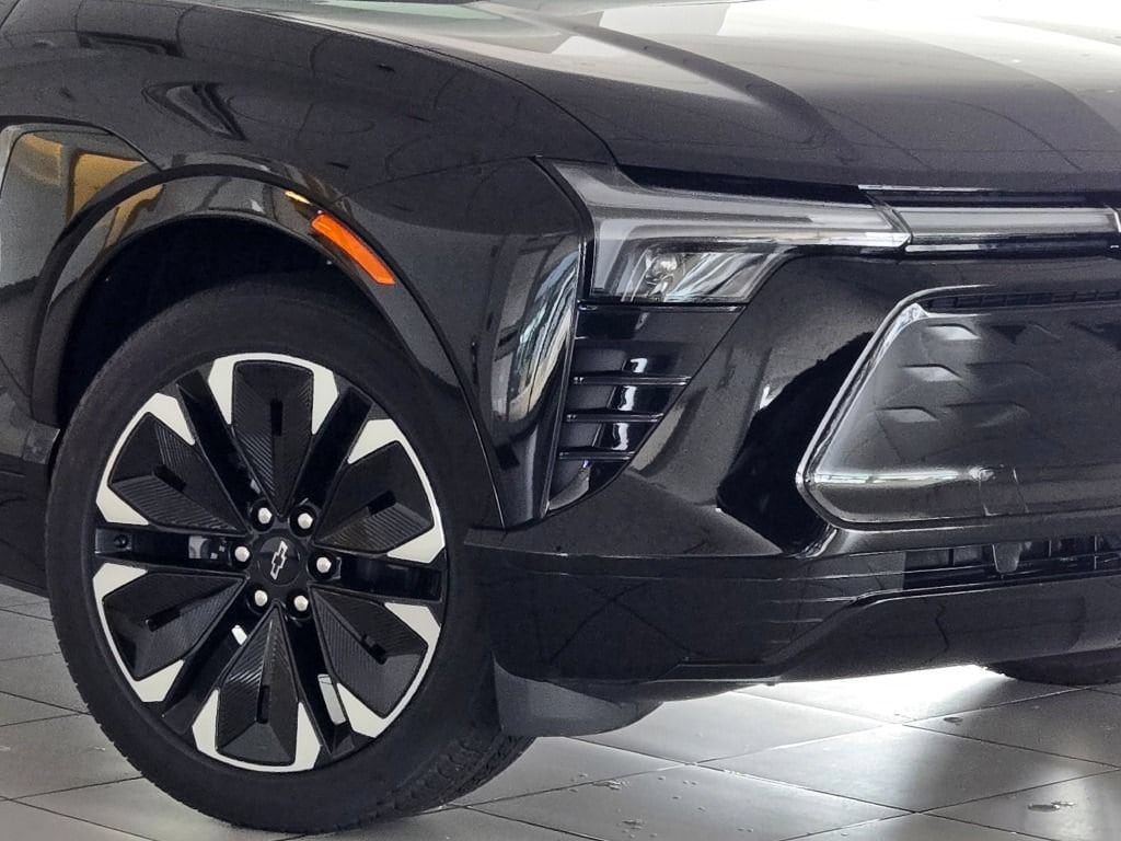 Used 2025 Chevrolet Blazer EV RS with VIN 3GNKDJRJ7SS180997 for sale in Glen Ellyn, IL