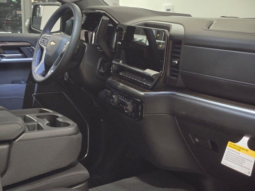 2026 CHEVROLET SILVERADO - Image 7