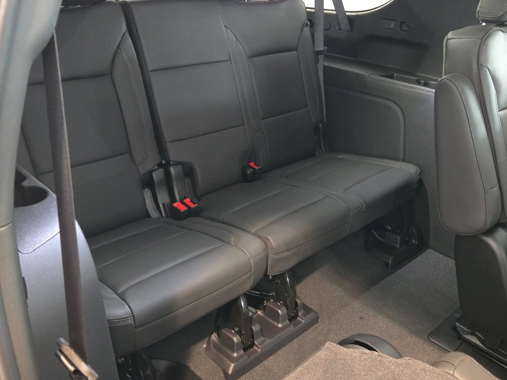 2026 Chevrolet Suburban High Country - Photo 12