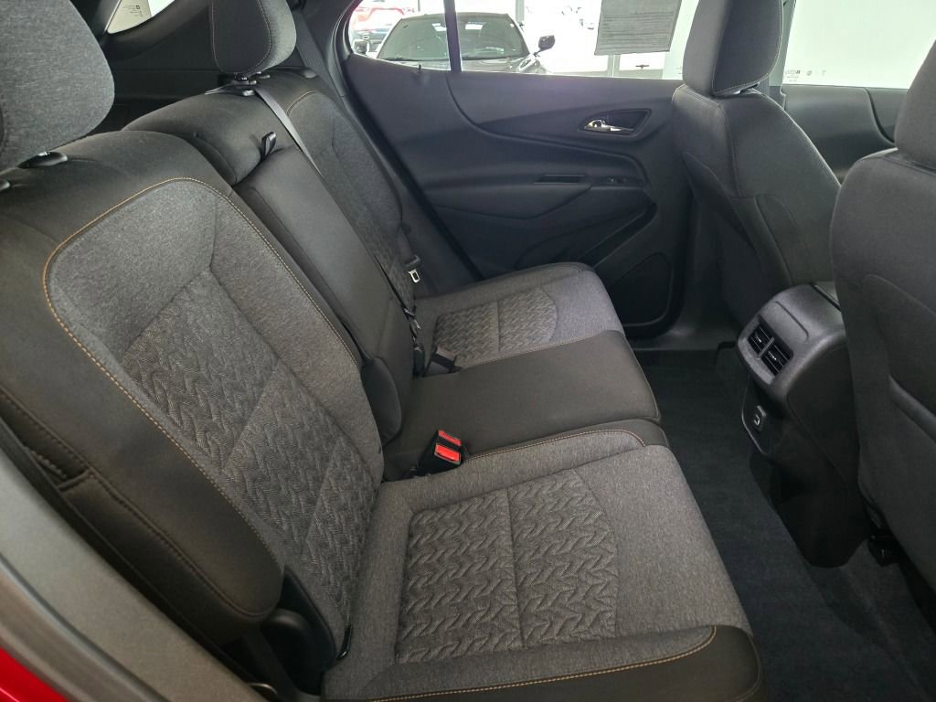 2024 Chevrolet Equinox LT - Photo 10
