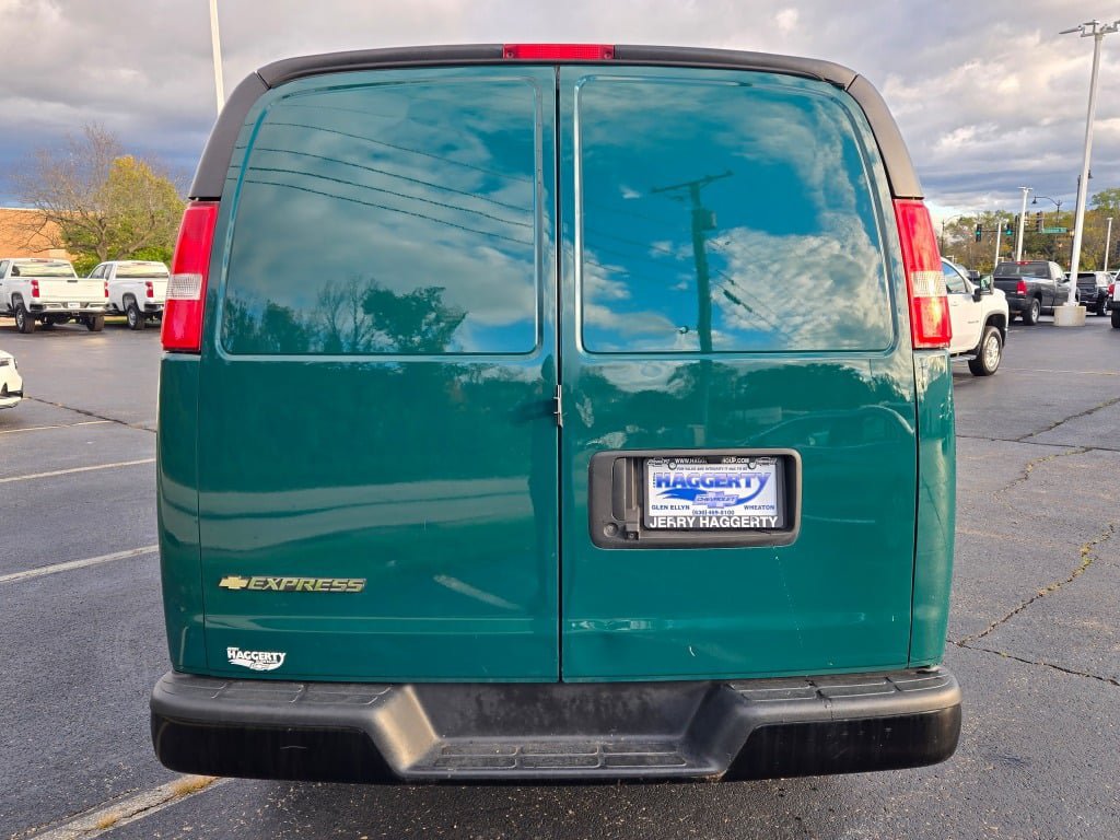 2023 Chevrolet Express Cargo Work Van - Photo 11