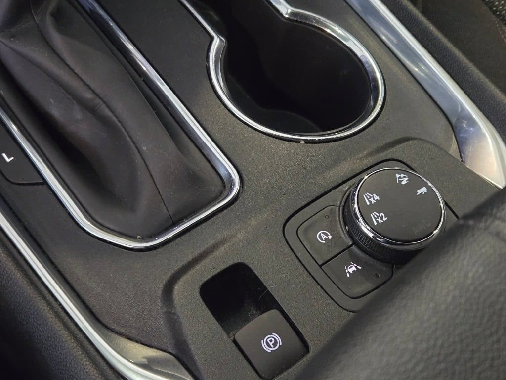 2023 Chevrolet Traverse 1LT - Photo 31