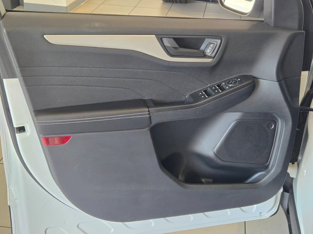 2022 Ford Escape SE - Photo 18