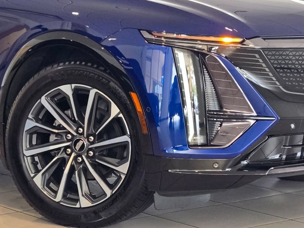 Used 2024 Cadillac LYRIQ Sport 1 with VIN 1GYKPTRL8RZ106816 for sale in Glen Ellyn, IL