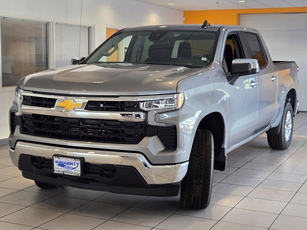 2026 CHEVROLET SILVERADO - Image 3