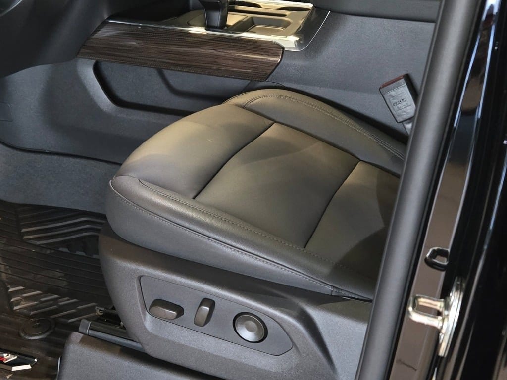 2026 CHEVROLET SILVERADO - Image 21