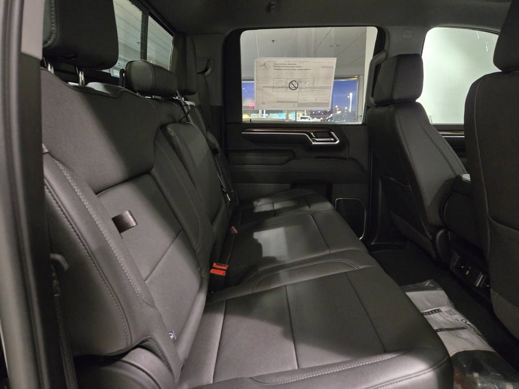 2026 CHEVROLET SILVERADO HD - Image 10