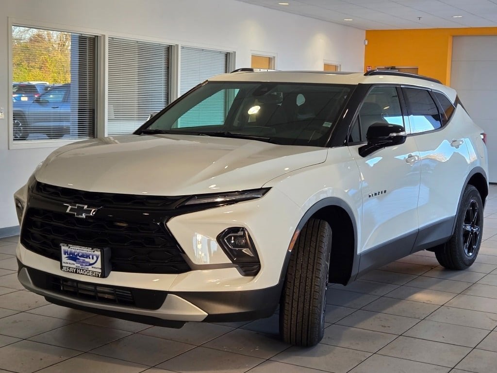 2026 CHEVROLET BLAZER - Image 3