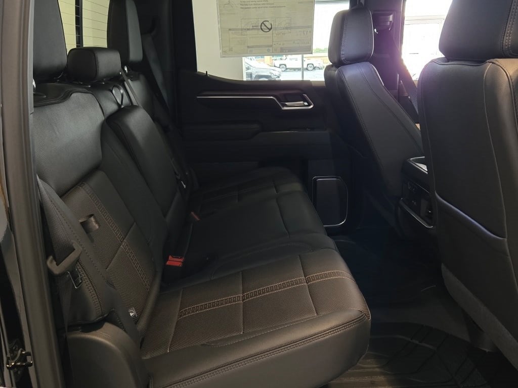 2026 CHEVROLET SILVERADO - Image 9