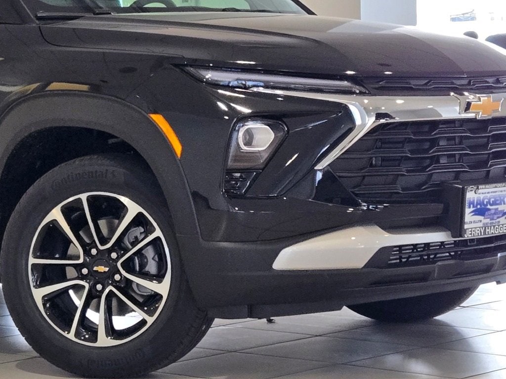 2026 CHEVROLET TRAILBLAZER - Image 2