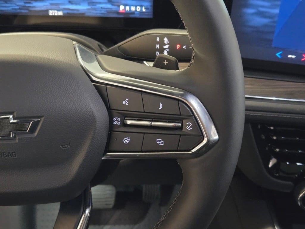 2026 Chevrolet Suburban Z71 - Photo 31