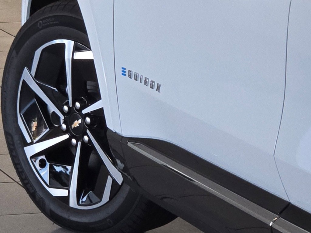 2025 CHEVROLET EQUINOX - Image 14
